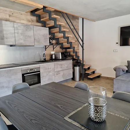 Relax Lipno 2 U Plaze Windy Point Holiday home