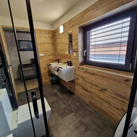 Relax Lipno 2 U Plaze Windy Point Ferienhaus *